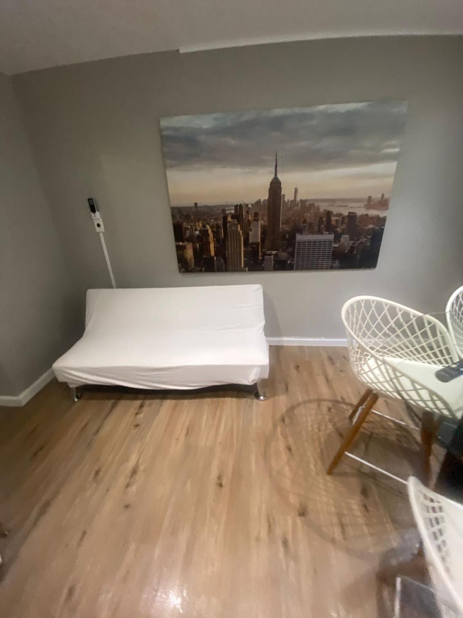 Cozy Apartments Woodside Near Manhattan ニューヨーク エクステリア 写真