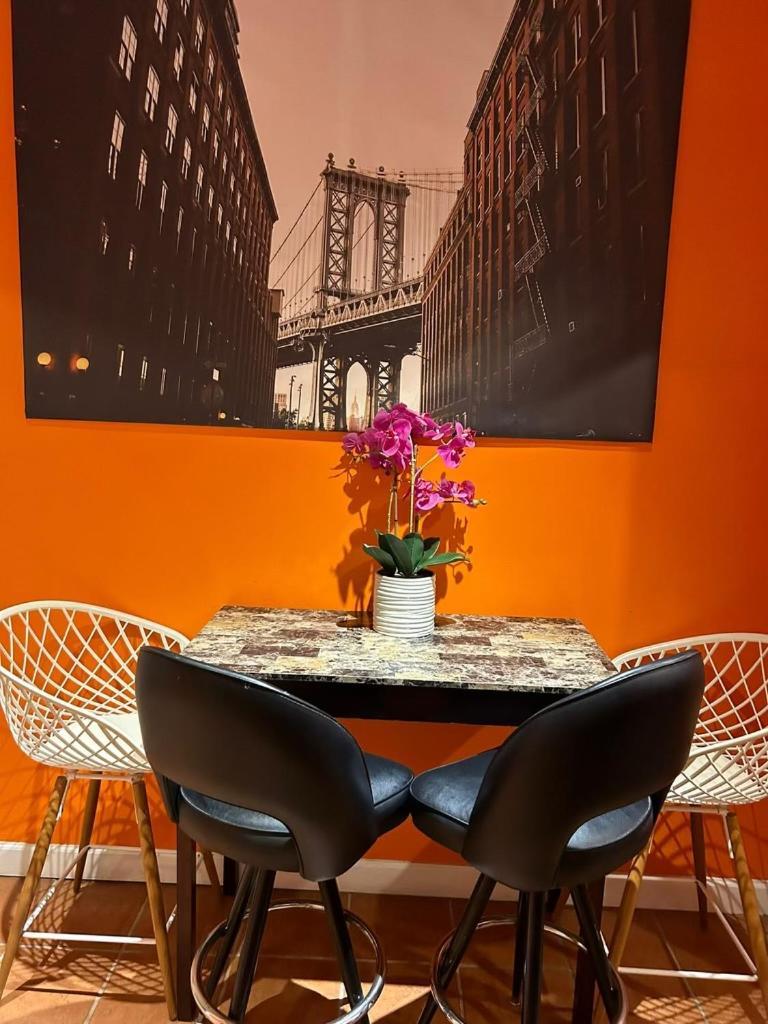 Cozy Apartments Woodside Near Manhattan ニューヨーク エクステリア 写真