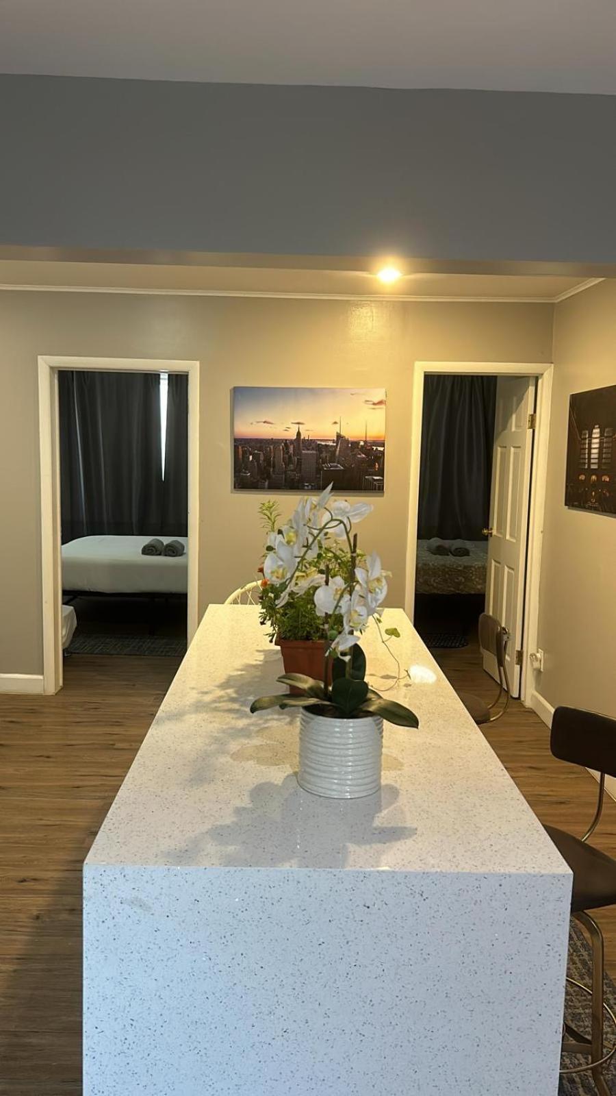 Cozy Apartments Woodside Near Manhattan ニューヨーク エクステリア 写真